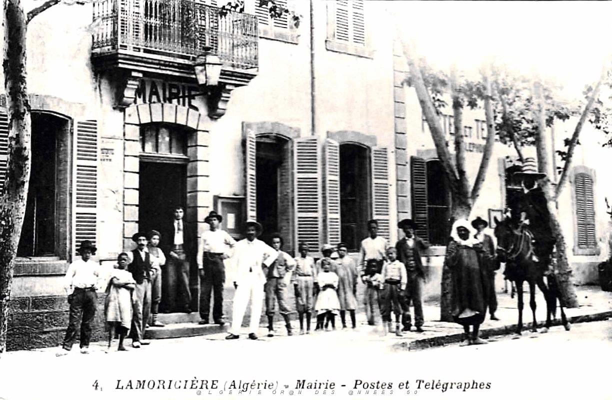 956- Lamoriciere - Mairie et Poste -1915.jpg